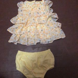 Newborn bumblebee outfit